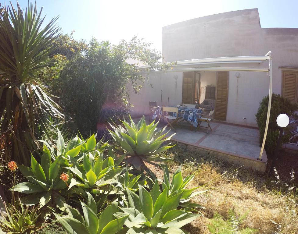 Villa Punta Lunga Φαβινιάνα Εξωτερικό φωτογραφία